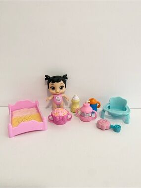 Baby Alive Foodie Cuties Series 1 Baby Doll Mini Lot Food Cute Toy Set